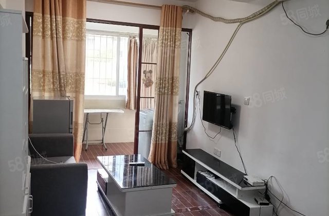 荣顺大厦6室3厅150㎡90万二手房图片