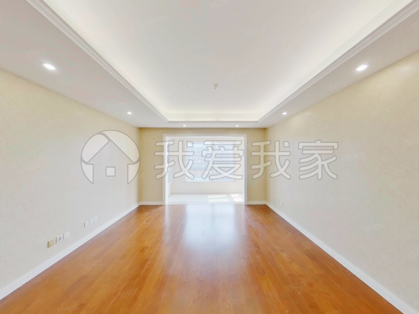 龍湖長(zhǎng)楹天街(東區(qū))3室2廳2衛(wèi)142.1㎡南北850萬(wàn)