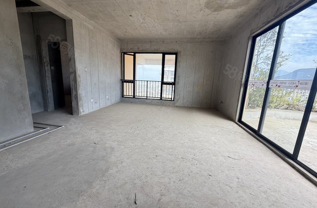 翰樘城逸府3室2厅158㎡56万二手房图片