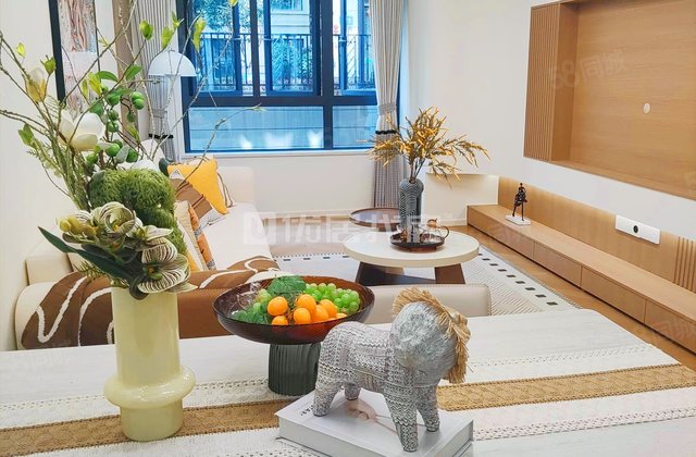 正荣朗基悦江湾2室2厅72.08㎡68万二手房图片