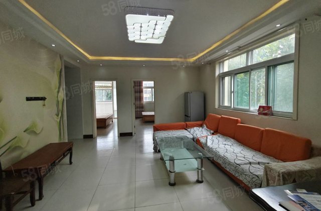 地暖中层边户，正规三室，看房方便