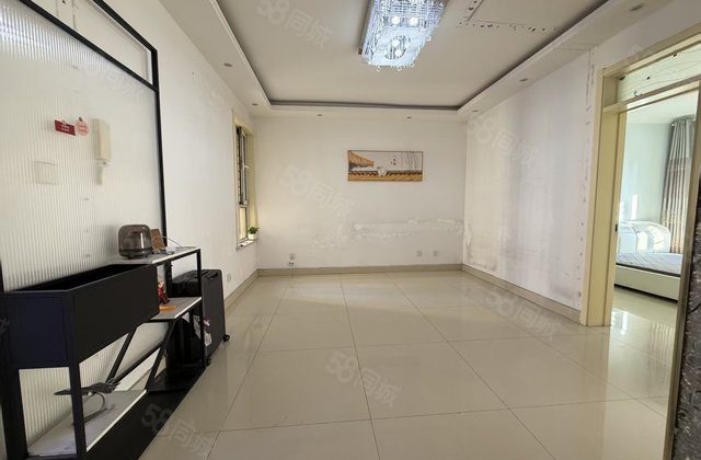 急售 赠送车储！振华旁！东昌丽都一期！免大税！中间楼层