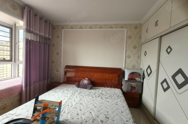 楼龄新 商品房 南北通透 精装好房 满二 高楼层视野好