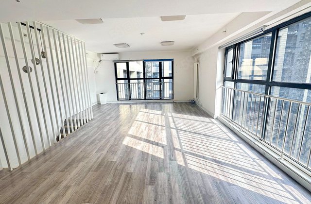 南飞鸿广场2室1厅52.03㎡62万二手房图片