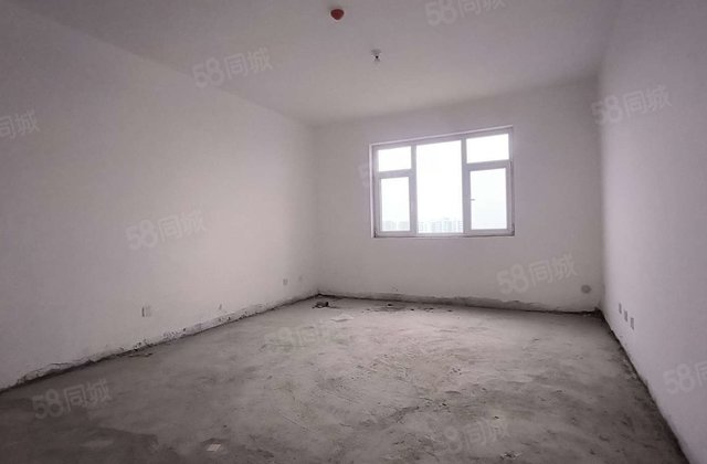 东昌湖边观景房 毛坯房 三居 双卫 纯商品 有钥匙