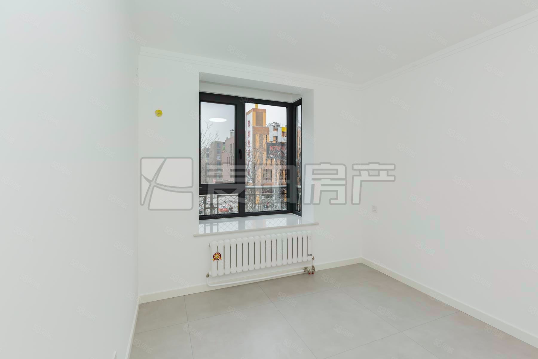 名苑雅居1室1廳1衛(wèi)55.97㎡北385萬