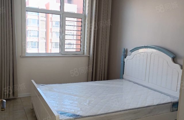 东方新华府3室2厅110㎡88.9万二手房图片