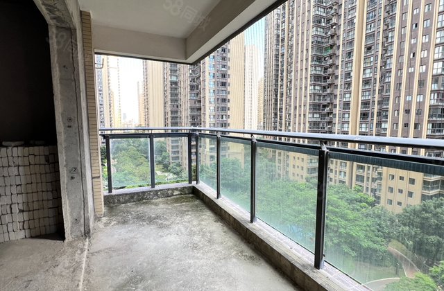 光明1号4室2厅153㎡193万二手房图片