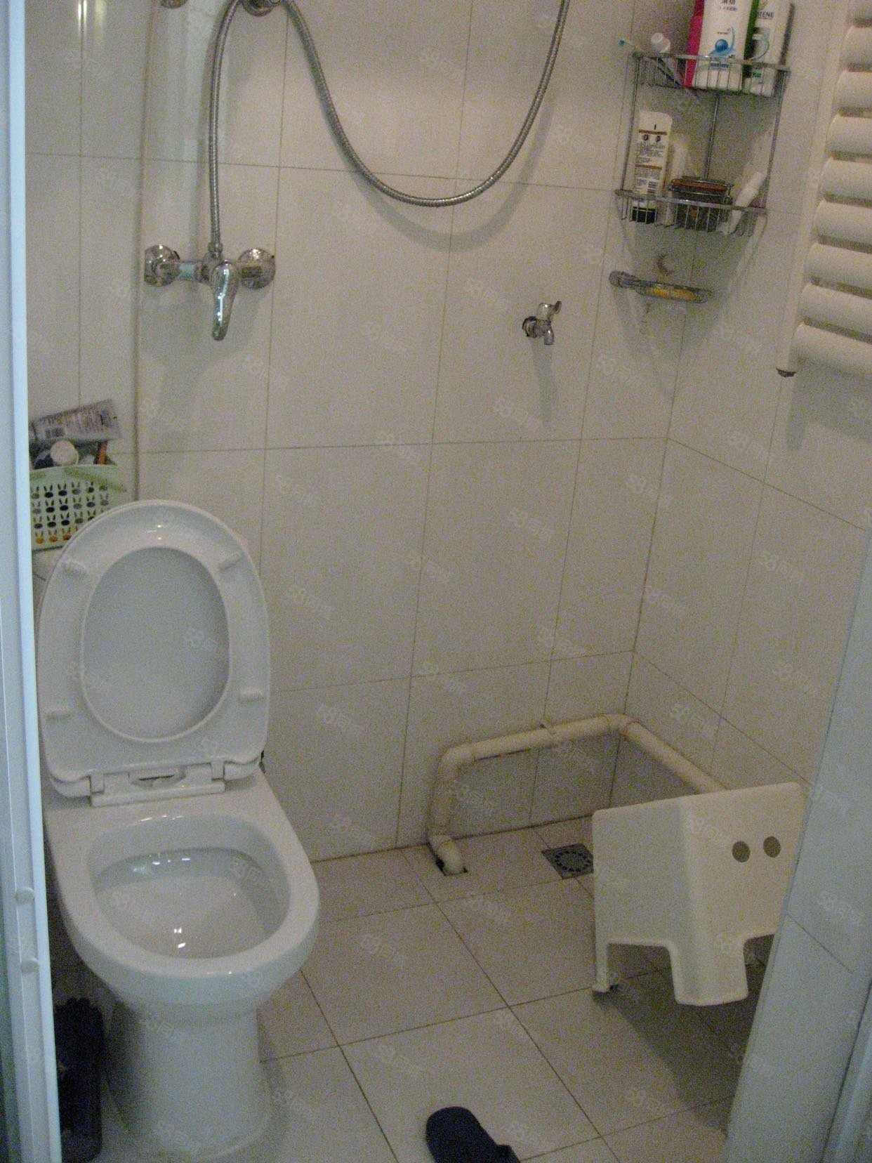 通惠南路小區(qū)2室1廳1衛(wèi)65.62㎡東西225萬