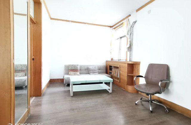 湖边房，小区环境很好，石化管道基地小区 商品住宅 交通便利