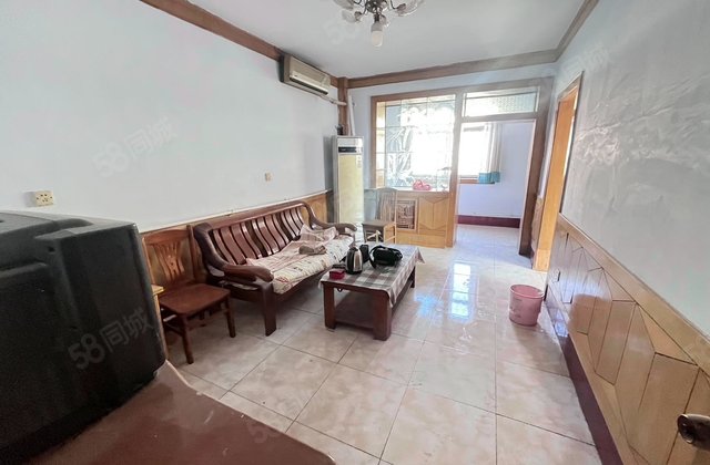 人事局家属院{兰山区)3室2厅145.89㎡66万二手房图片