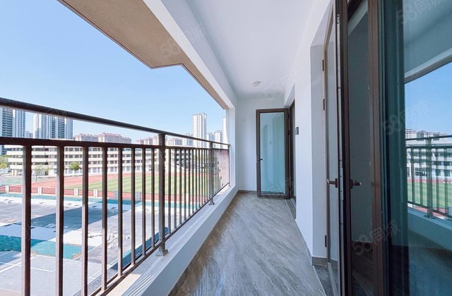 房东急售 学府印象 三室双卫双阳台 带车位储藏室 新房未住