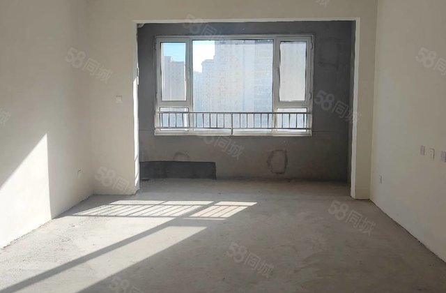 荣科兴苑3室2厅118㎡90万二手房图片