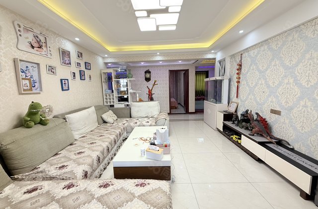 富士来3室2厅139㎡72万二手房图片