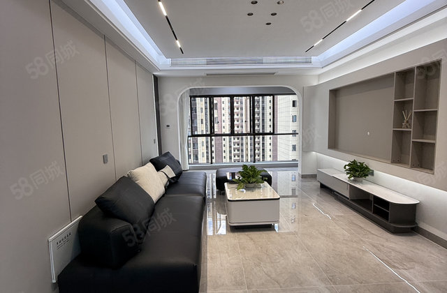 雍景园4室2厅2卫150㎡南北59.8万