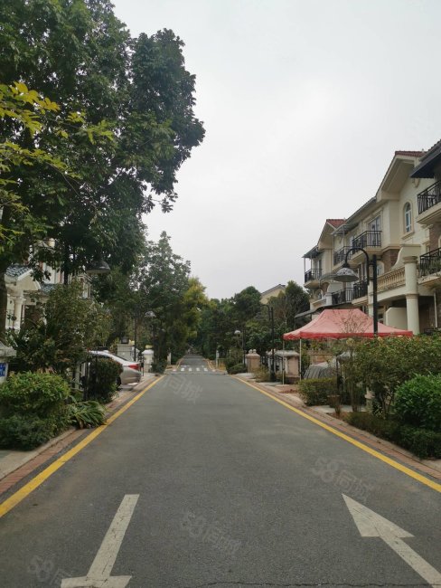 东方夏湾拿花园171平388万5室2厅4卫