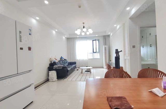 诚意出！ 清水湾 三室双阳台 精装新房送车储 实验东昌东