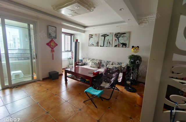 中华御苑商品 前排 老三中老东昌 精装修三室次顶 免大税带储