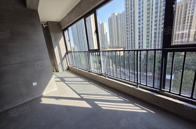 建业星筑3室2厅130㎡87万二手房图片