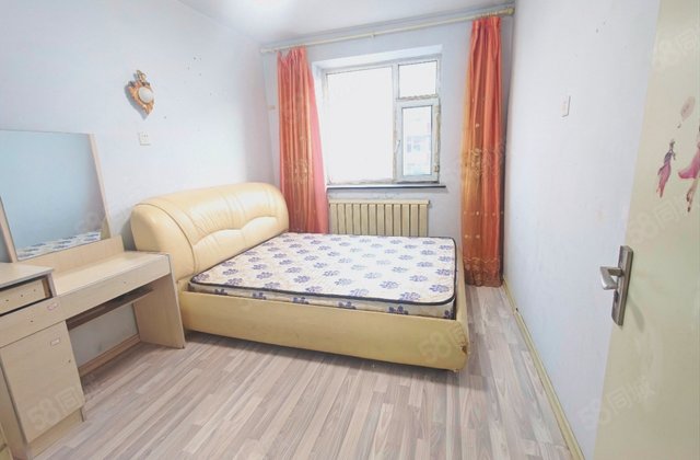 长化小区2室2厅71㎡33万二手房图片