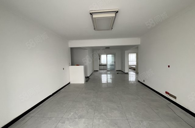 梧桐苑住宅小区4室2厅168㎡73.8万二手房图片