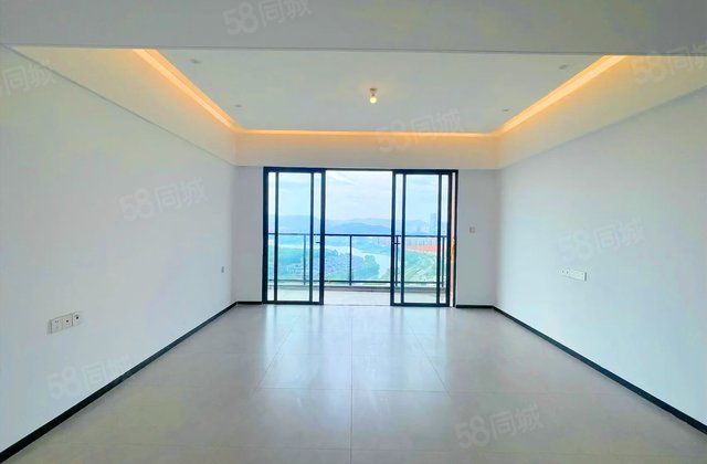 合景臻湖誉园4室3厅170.27㎡240万二手房图片