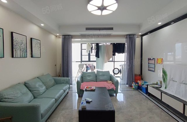 腾龙国际3室2厅2卫127.73㎡南北63.8万