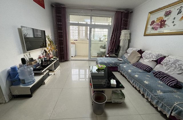 昌润路 4室 香江电梯房 中层 边户 区妇幼 实验 阳明