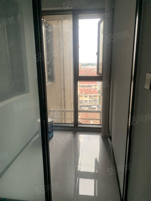 紫苑花园3室1厅1卫106.24㎡南36万