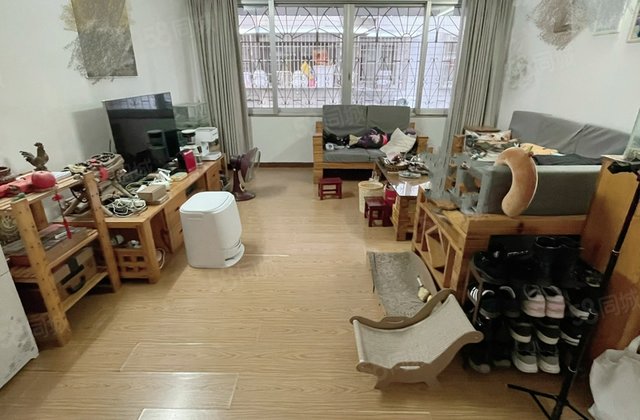 骖鸾路15号小区3室2厅87㎡49.8万二手房图片