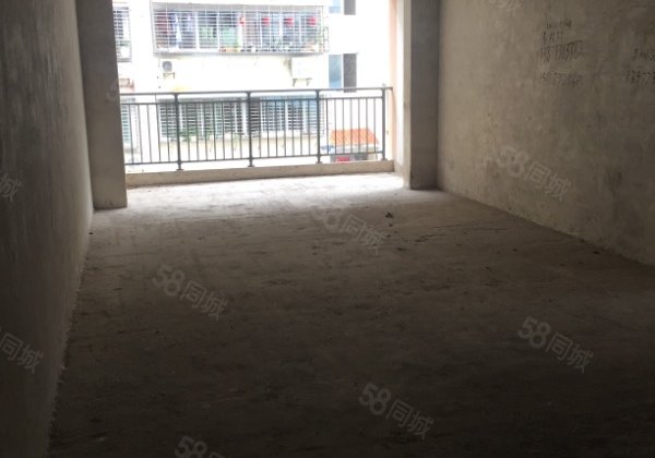 朝阳嘉园3室2厅132㎡36.8万二手房图片