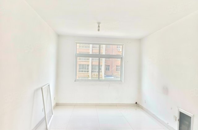 金景宝地3室2厅118.25㎡29万二手房图片