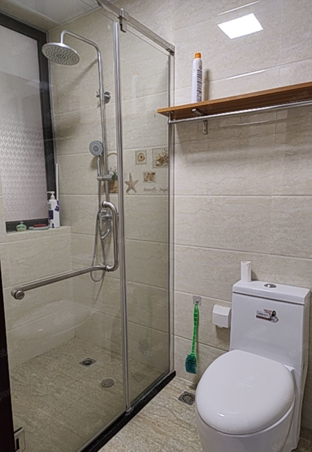 荣德庄园2室2厅1卫62.2㎡东南51万