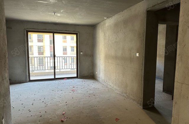 永泰翡翠城3室2厅111.31㎡33.5万二手房图片