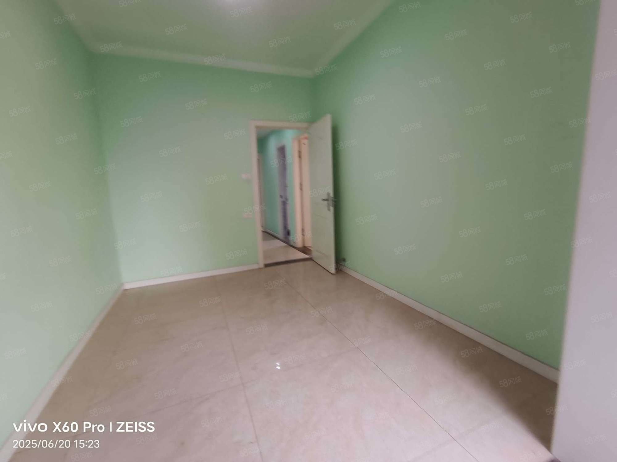 天麟汇景园3室2厅2卫120㎡南98万