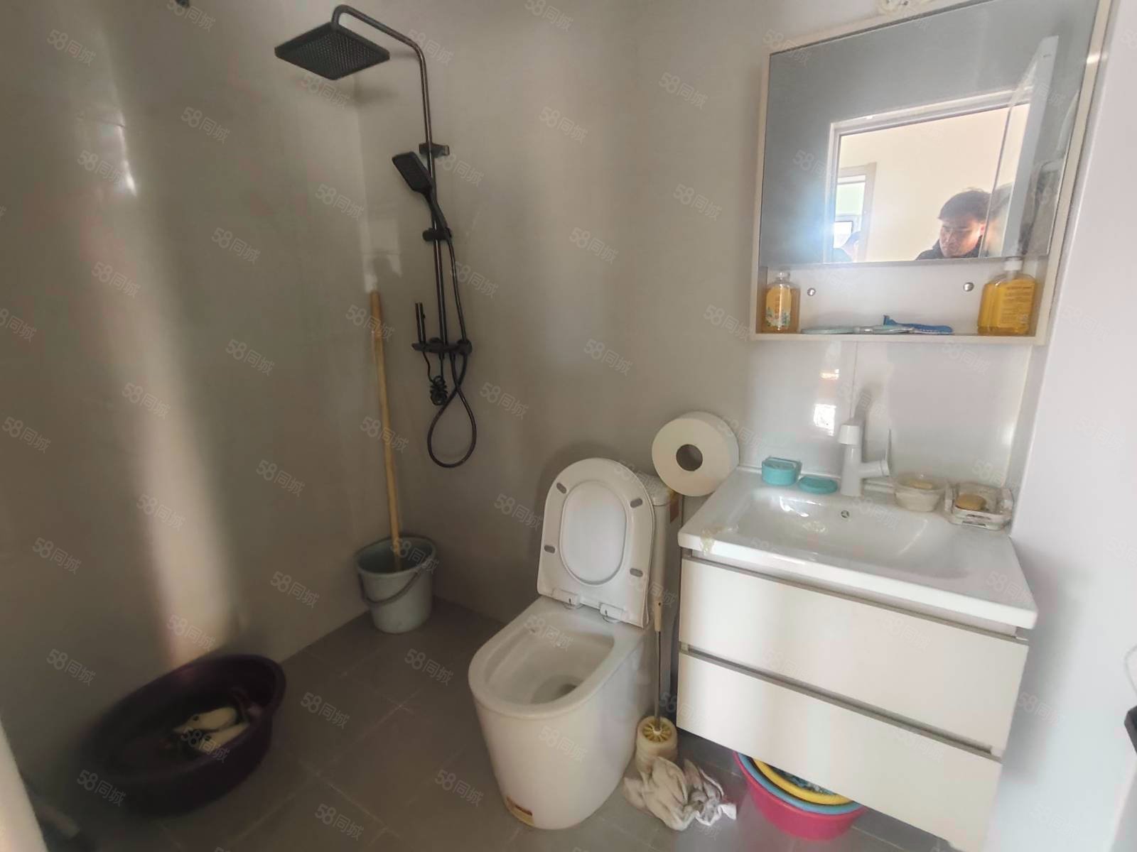 西馬莊園1室1廳1衛(wèi)41.71㎡南北103萬