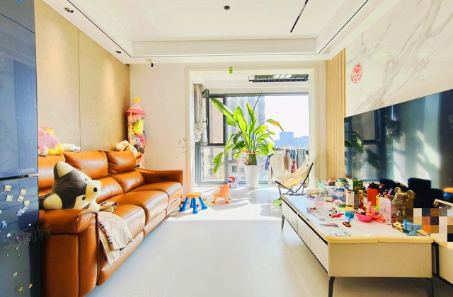 太湖雍华府3室2厅97.61㎡150万二手房图片