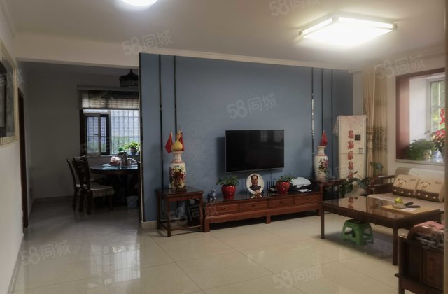 光岳花园3室2厅2卫