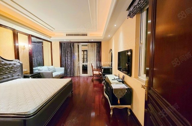 新绿园1室1厅68㎡520万二手房图片