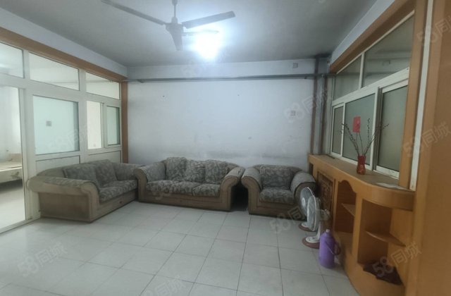 市中心 大三室性价比高 海润公园 香江 汽车站 紧邻南北通透