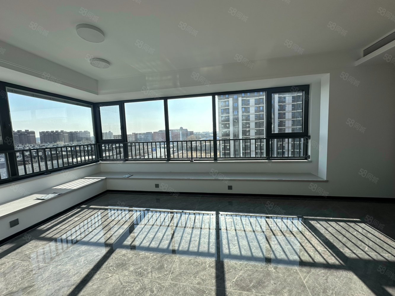 星譽(yù)BEIJING南區(qū)3室2廳2衛(wèi)105㎡南北450萬