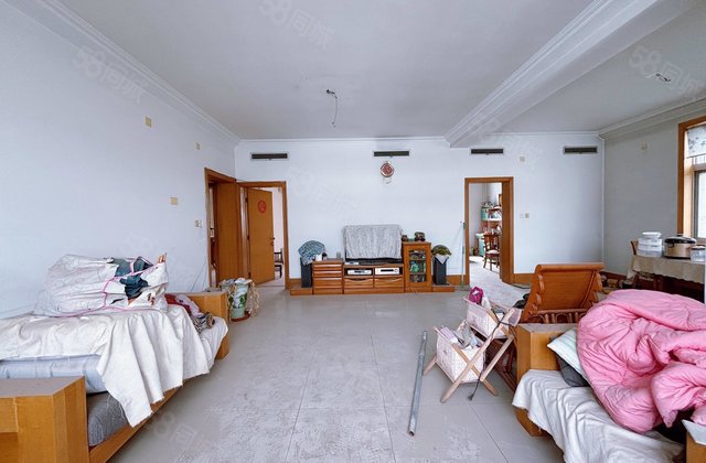 湖边50  市财局家属院 即将  电梯 三室朝阳双阳台有钥匙