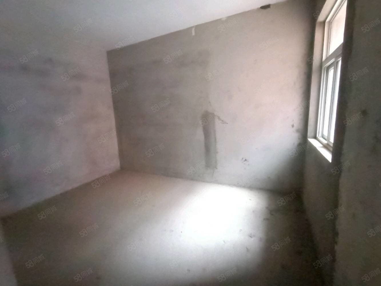 盛世东城2室2厅1卫97㎡南北35万