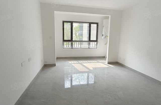 急售，区政府一实验，桂馨苑三室两卫，城市芳华澜园玖樟台澜庭观