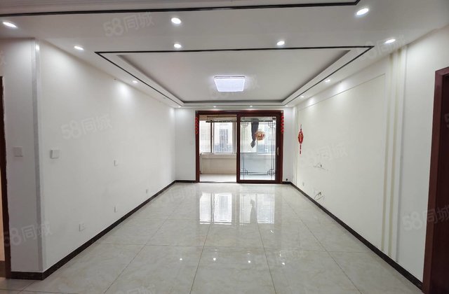 天下景城4室2厅129.55㎡79.9万二手房图片