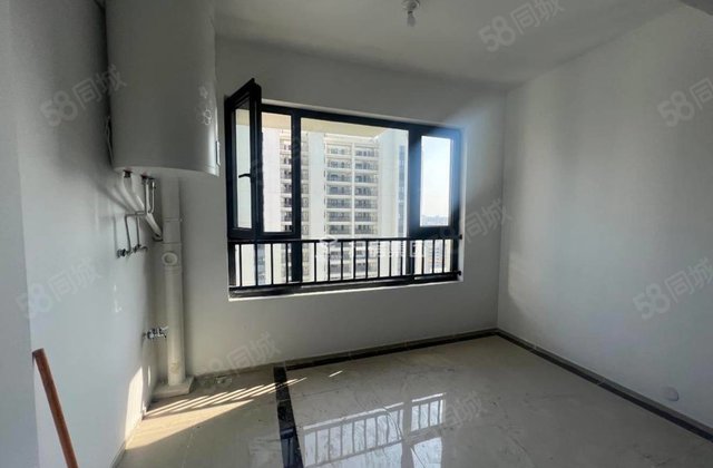 财干路水城印象星汇！新房未住带储藏室！电梯中层！城市领秀