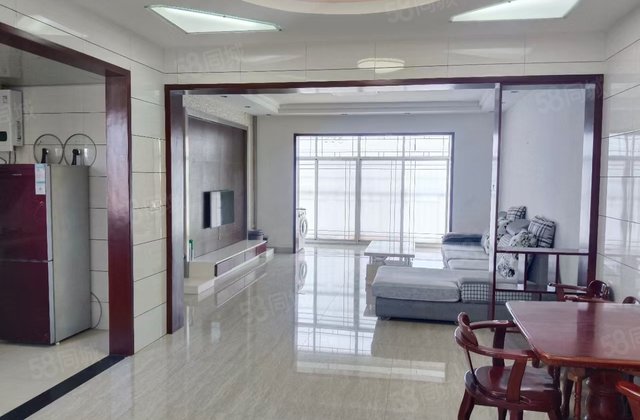 日月星城3室2厅134.46㎡48.8万二手房图片