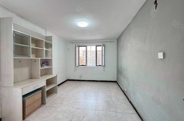 永泰园(南区)3室1厅68.9㎡378万二手房图片