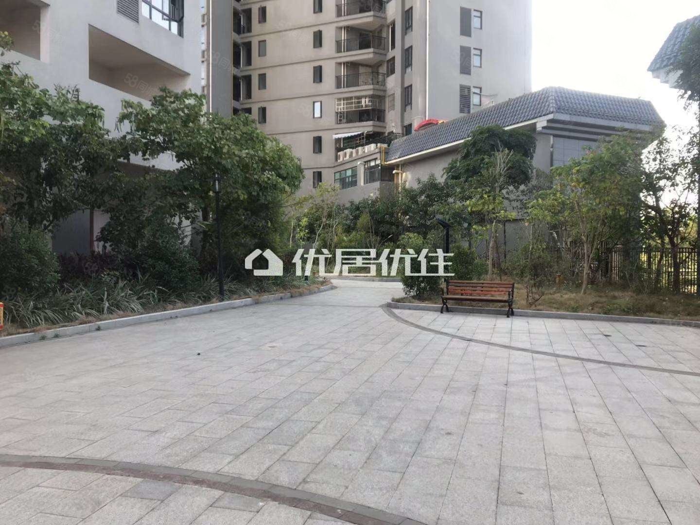 滨江御景花园3室2厅2卫98.93㎡南72万