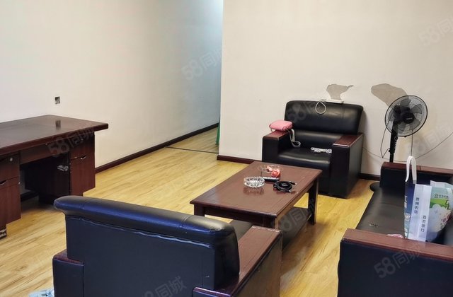 优品城邦4室2厅124.02㎡80万二手房图片